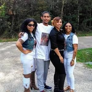 Meet your Posher, Chaz